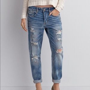 American eagle Tomgirl jeans